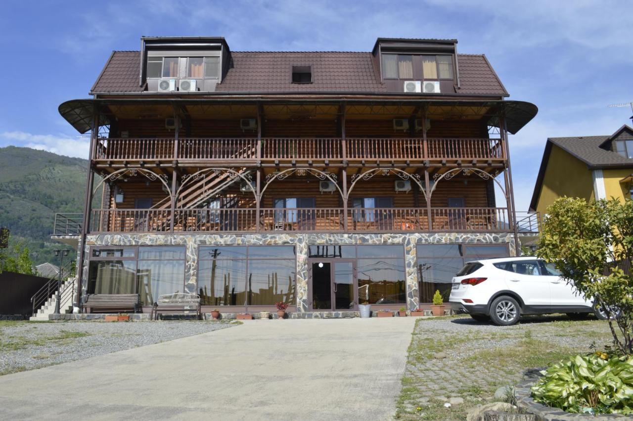 Абхазская Усадьба Hotel Gagra Buitenkant foto