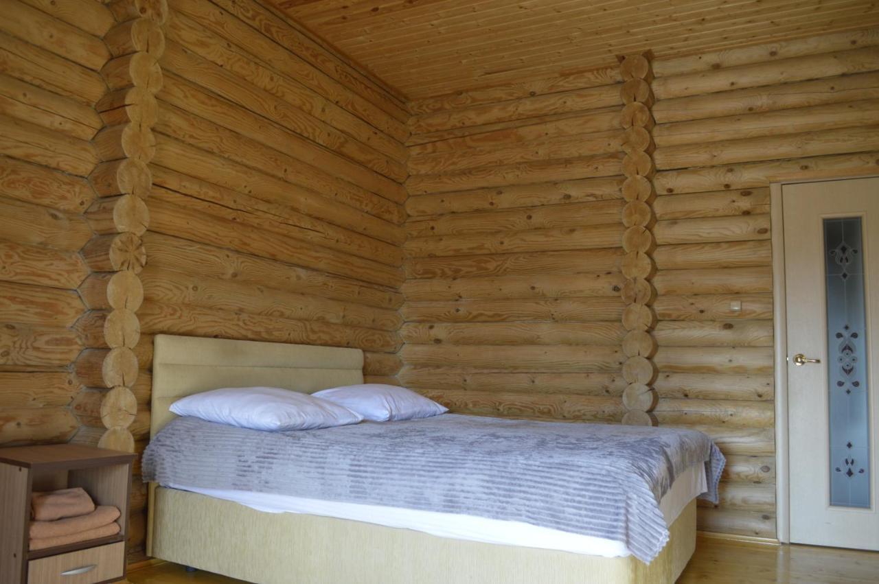 Абхазская Усадьба Hotel Gagra Buitenkant foto